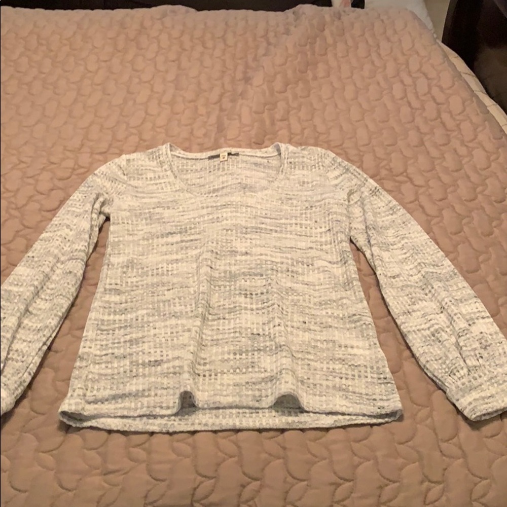 Women’s XS Express light sweater